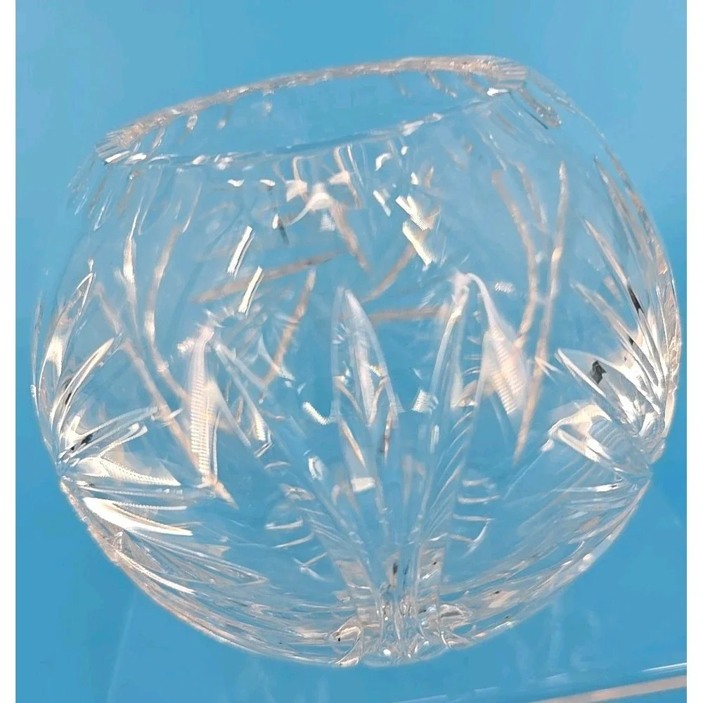VINTAGE Crystal Rose Bowl Cut 12‎ pointed Star ~ 5
